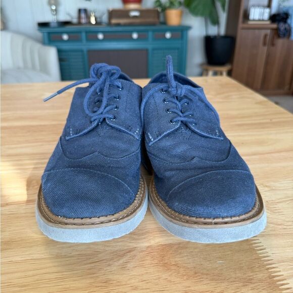 Toms Men's Navy Oxfords - Picture 2 of 8